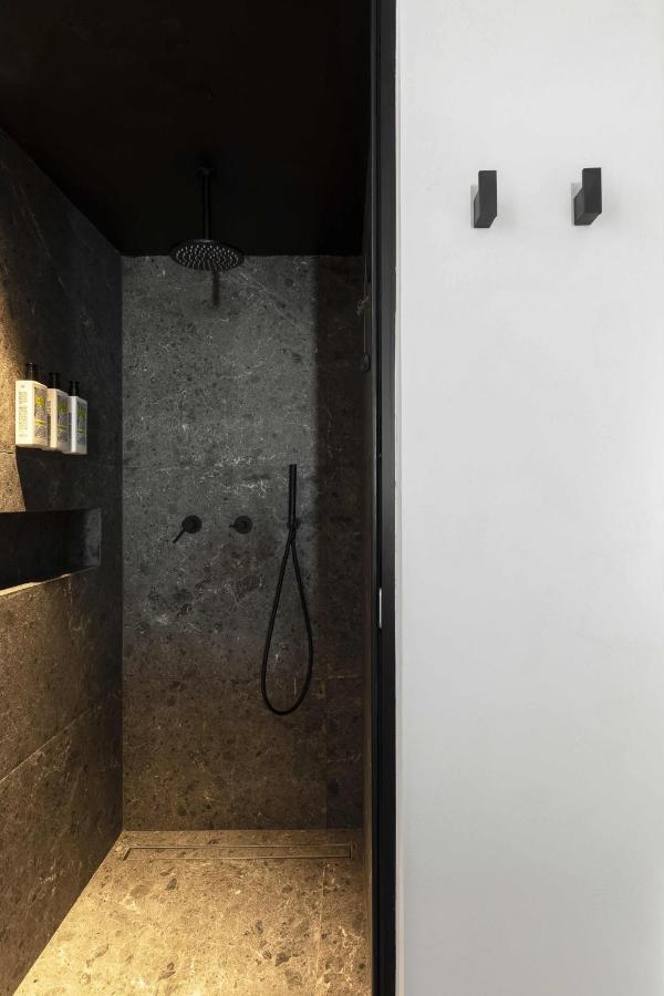 Cubic Mykonos Seafront Design Suites Ορνός Εξωτερικό φωτογραφία
