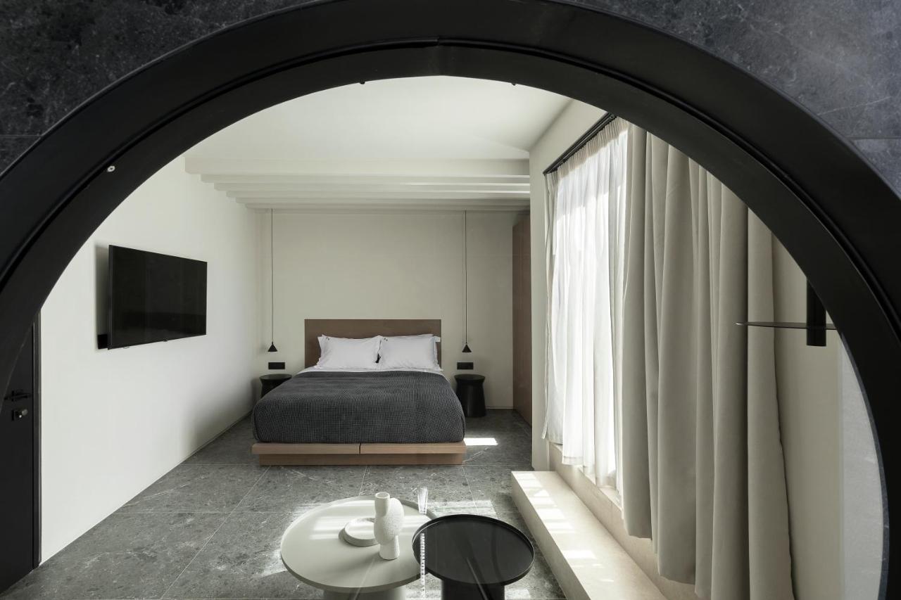 Cubic Mykonos Seafront Design Suites Ορνός Εξωτερικό φωτογραφία
