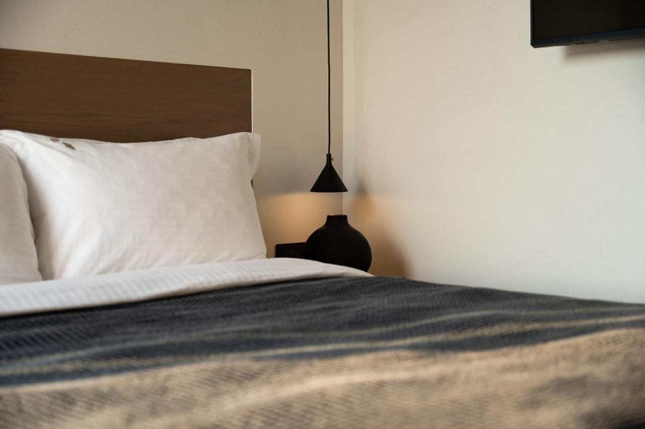 Cubic Mykonos Seafront Design Suites Ορνός Εξωτερικό φωτογραφία